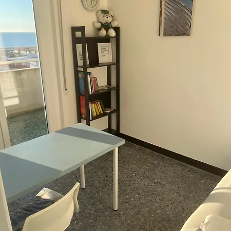 Attico Vista Mare-monti 公寓