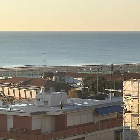 Apartment Attico Vista Mare-monti Viareggio